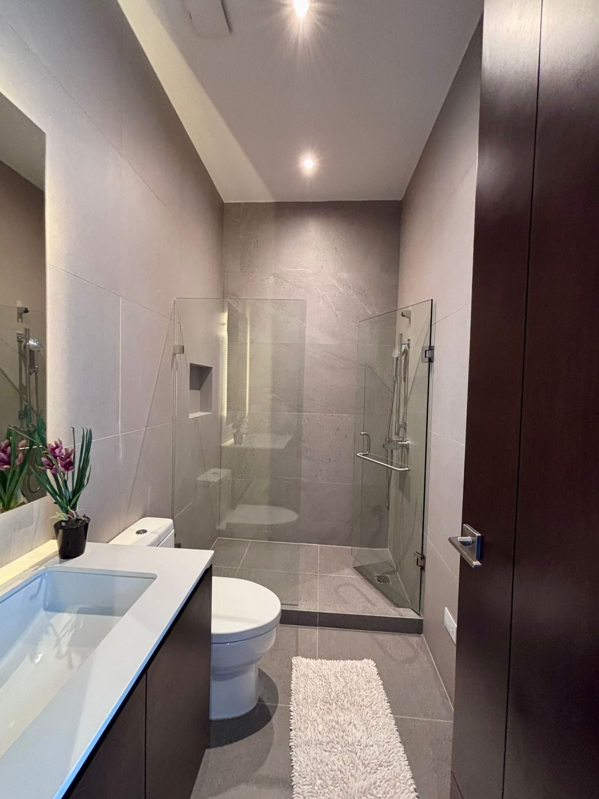 Apartamento en Edificio Echo, zona 14