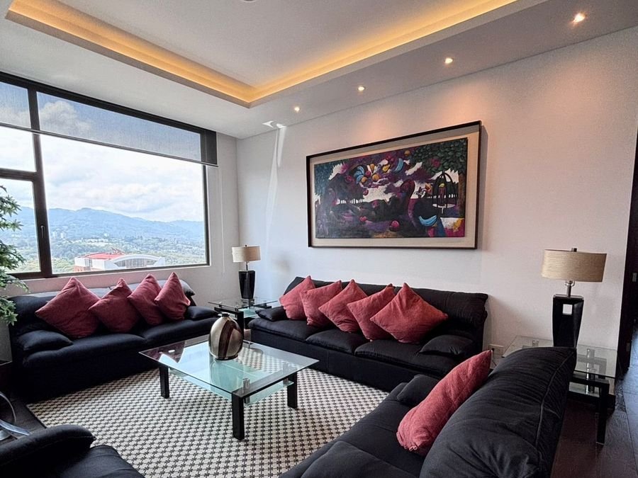 Apartamento en Edificio Echo, zona 14