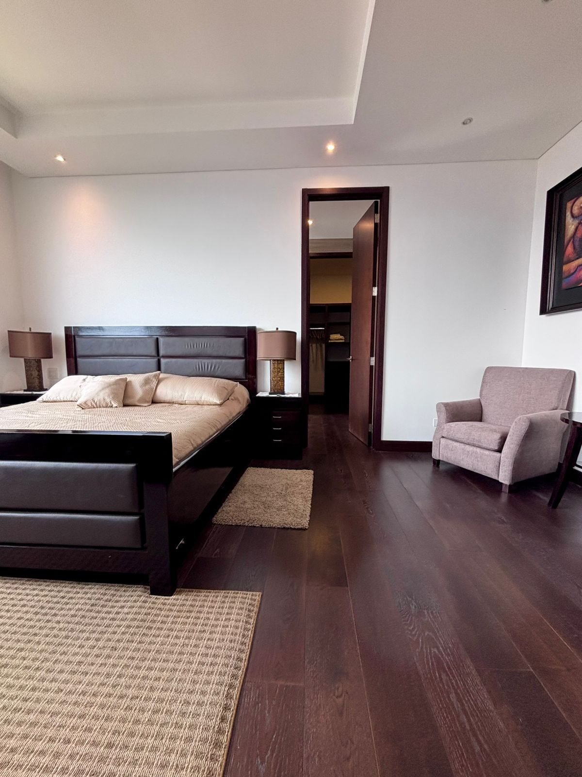 Apartamento en Edificio Echo, zona 14
