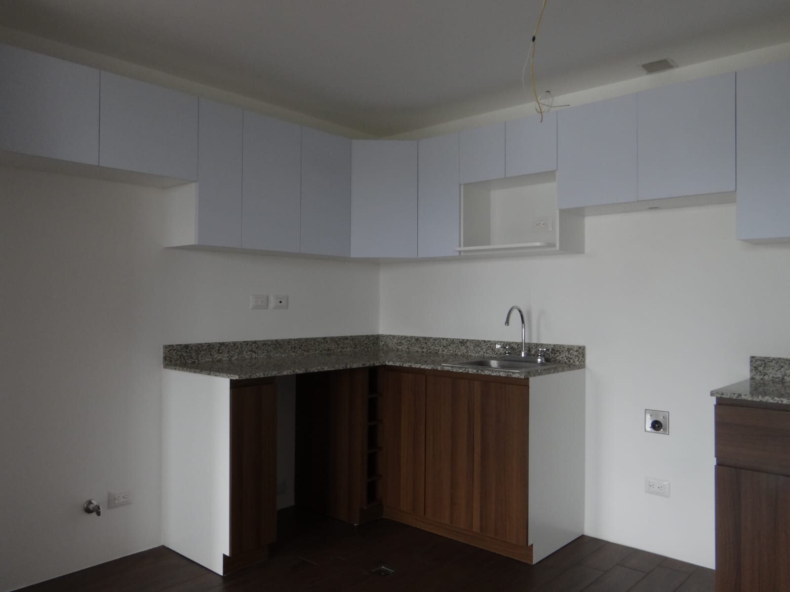Apartamento en Edificio Rivoli, zona 15