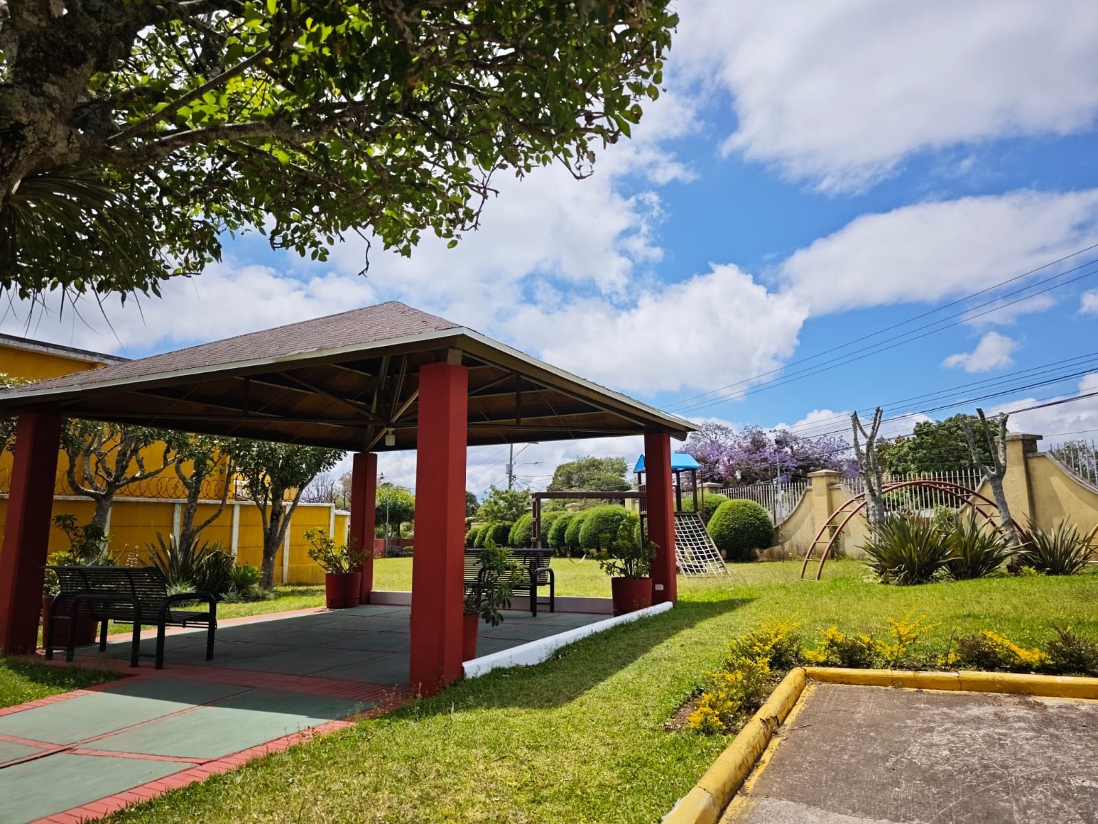 Casa en Condominio Entre Flores