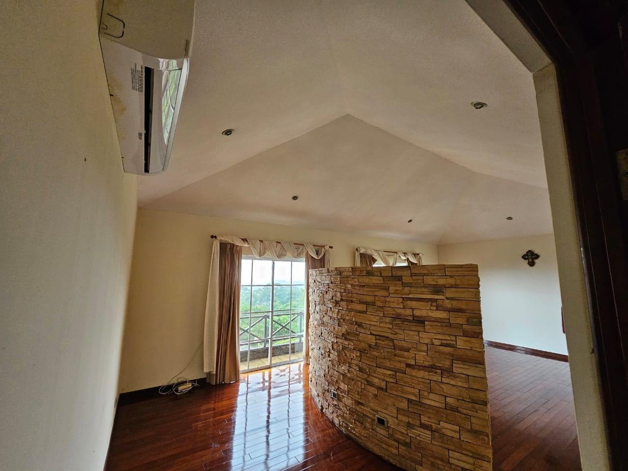 Casa en San Lázaro, zona 15