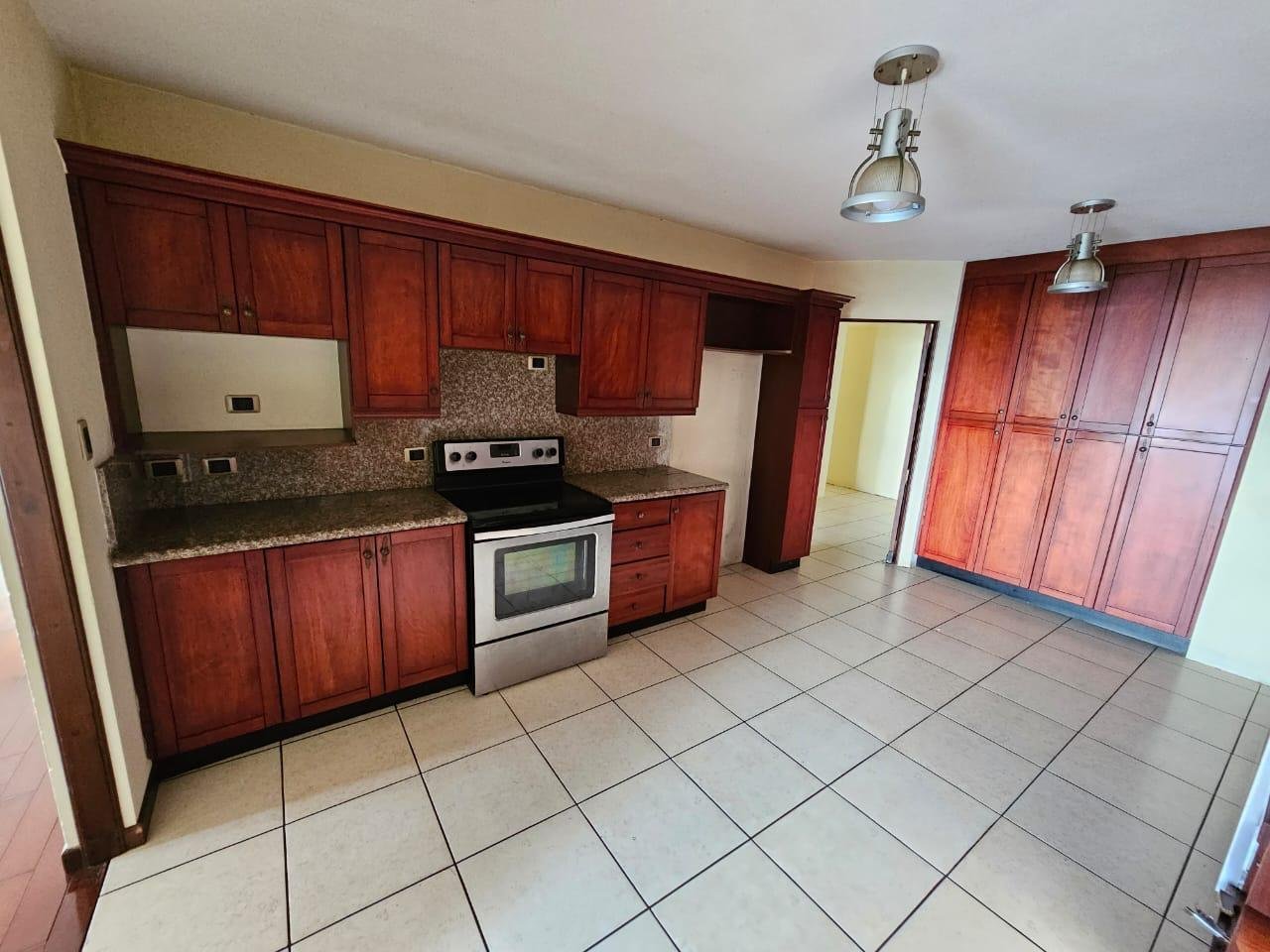Casa en San Lázaro, zona 15