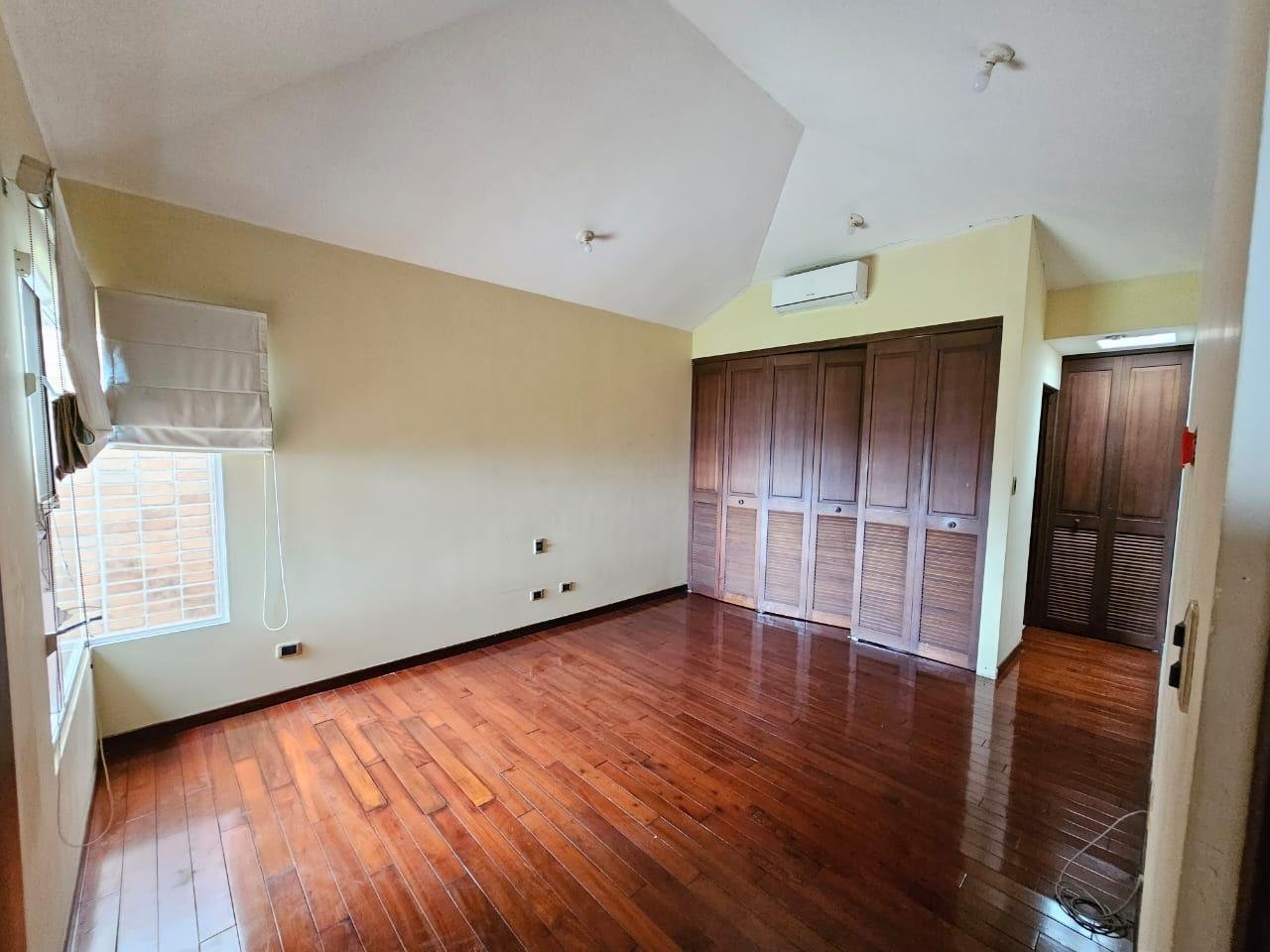 Casa en San Lázaro, zona 15