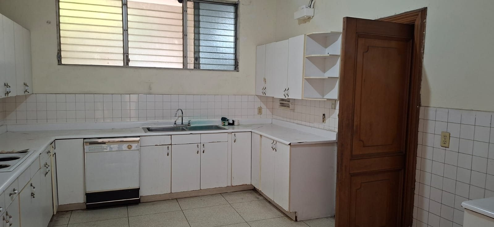 Inmueble corporativo en la 7a. Avenida