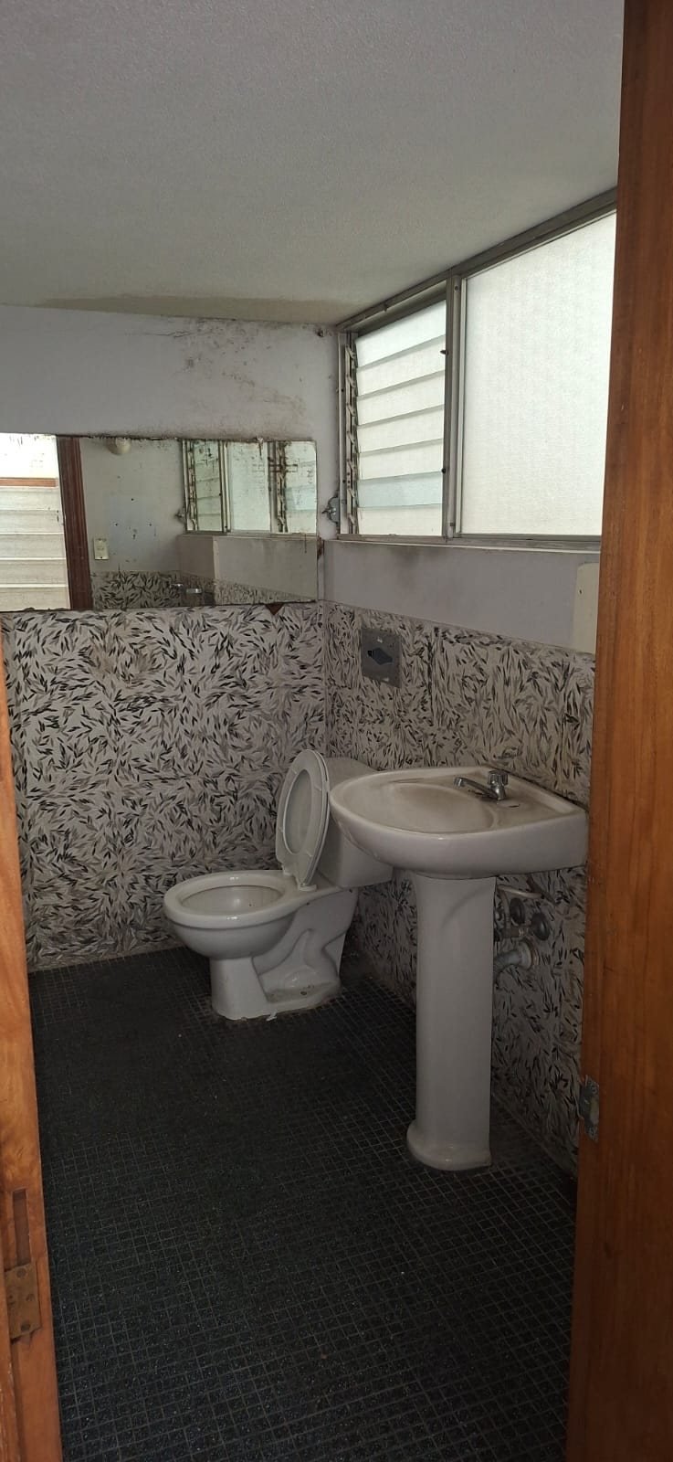 Inmueble corporativo en la 7a. Avenida