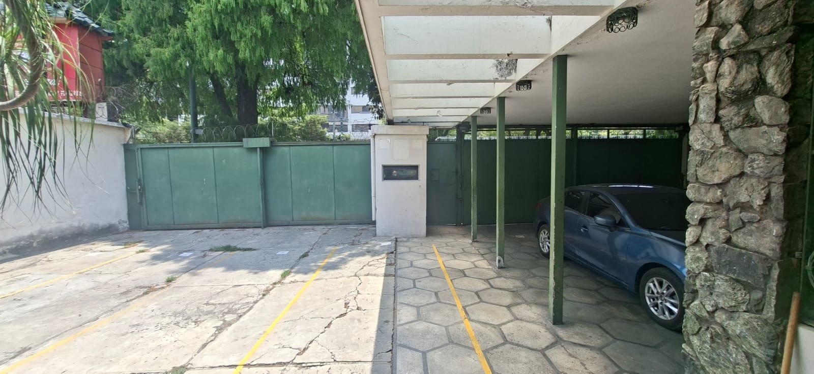 Inmueble corporativo en la 7a. Avenida